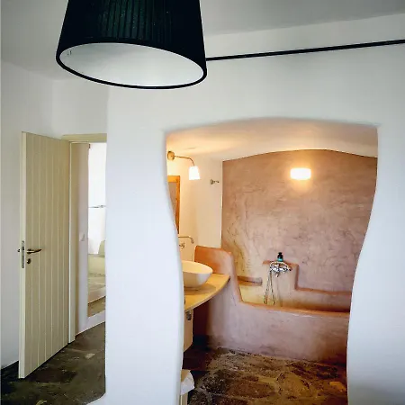 Adam Holiday home *